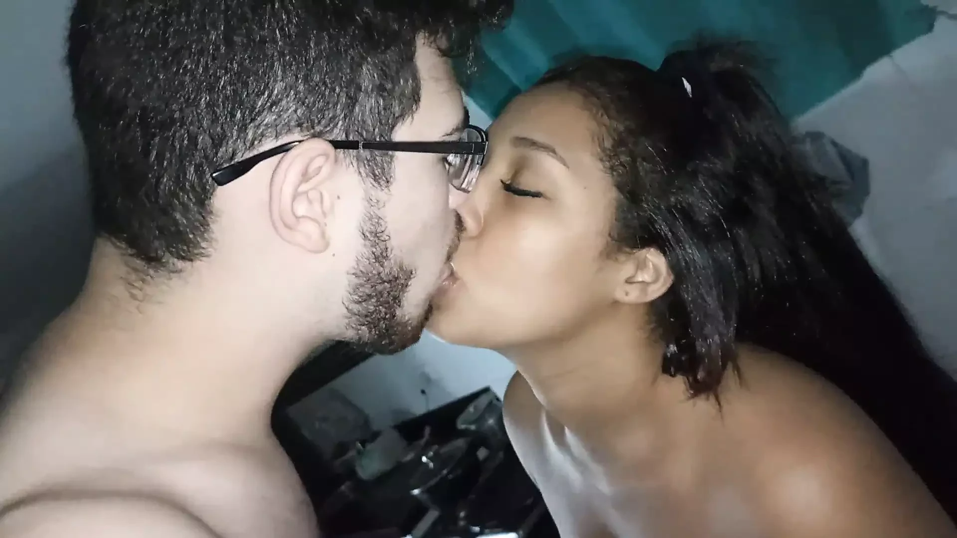 Anyone Can Fuck Me Porn Videos: 720p HD XXX 2025