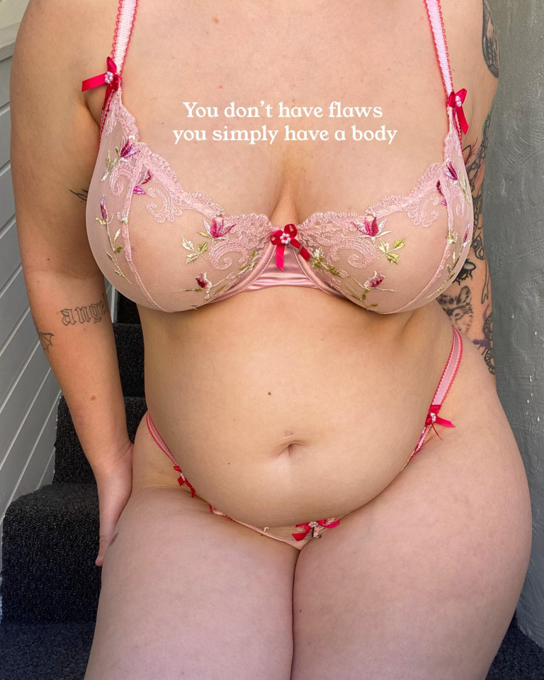 Trolls say Im disgusting because I show off my saggy boobs body hair rolls on social media but I dont care