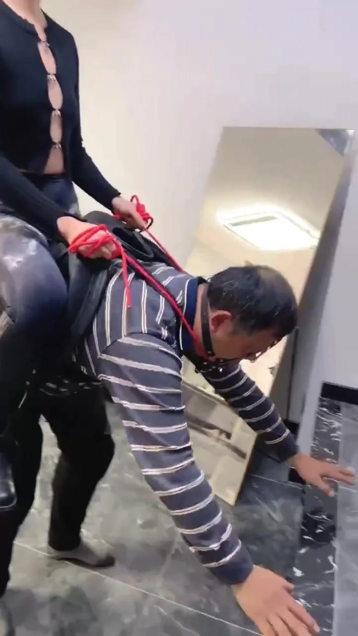 Chinese femdom riding slave