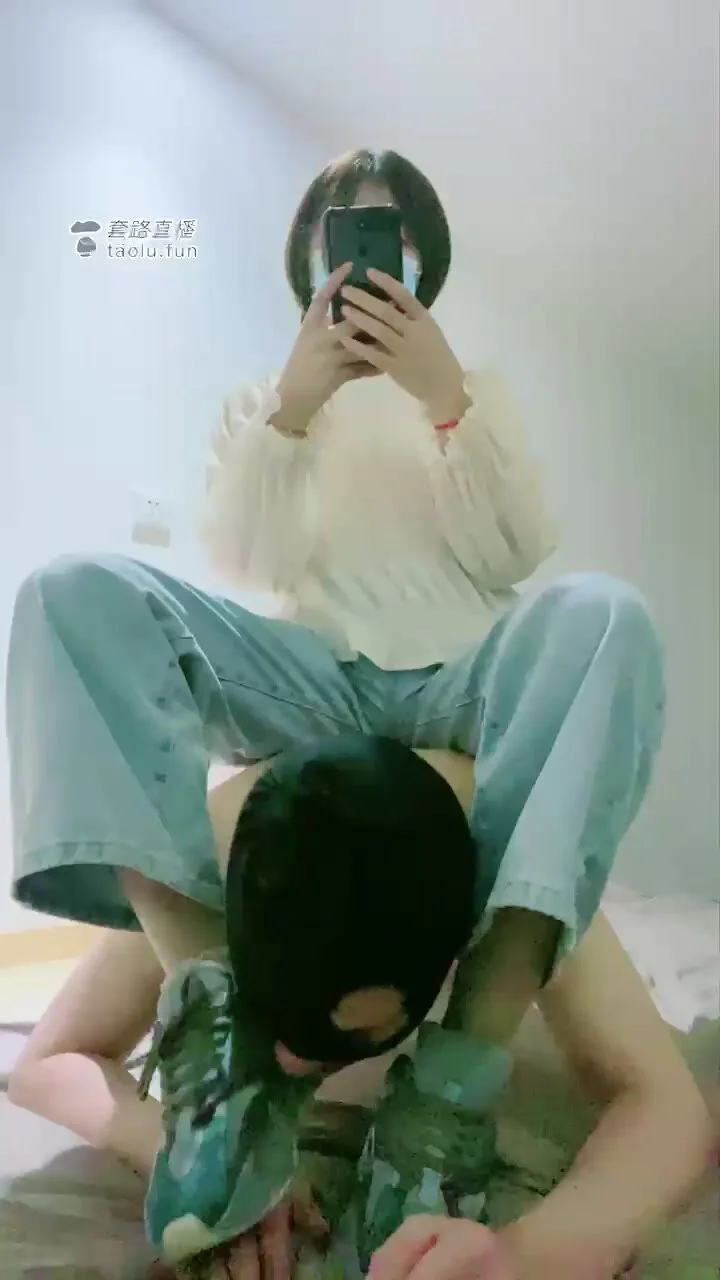 Pony ride: Chinese femdom