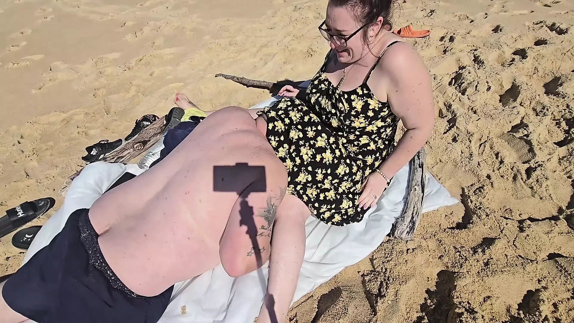 Foreplay on French Beach: Amateur Amateur Porn by FapHouse