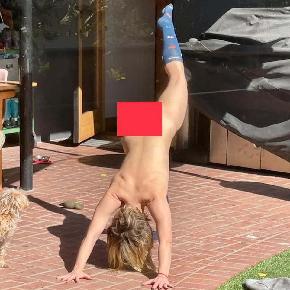 Kristen Bell does handstand completely naked in NSFW pic as fans think husband Dax Shepard is in trouble for posting