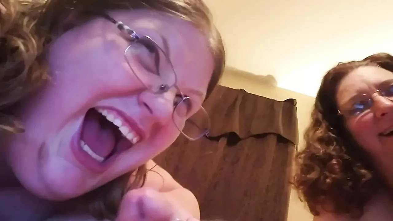 Free Bbw Double Blowjob Porn Videos