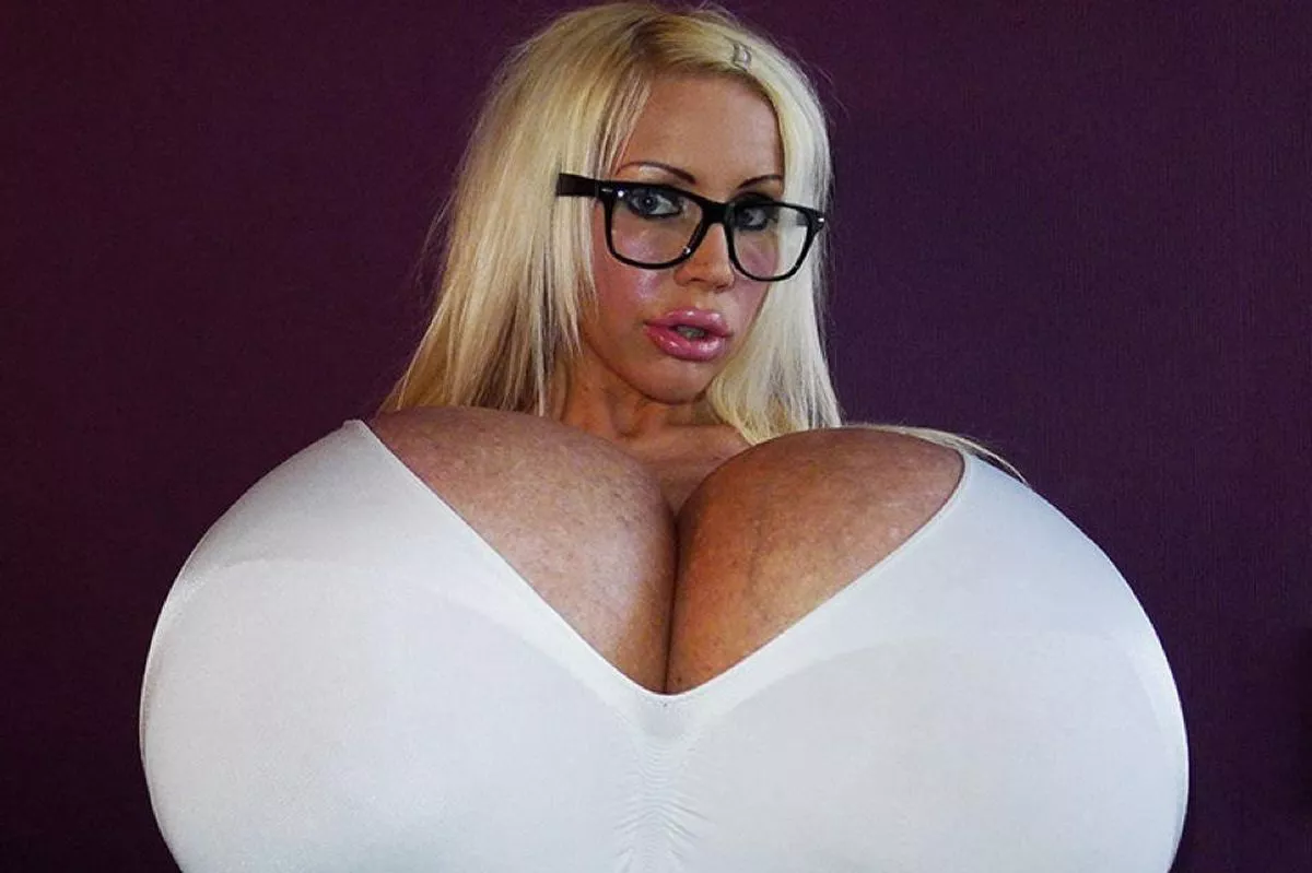 Beshine: Worlds biggest fake BOOBS belong to German adult model