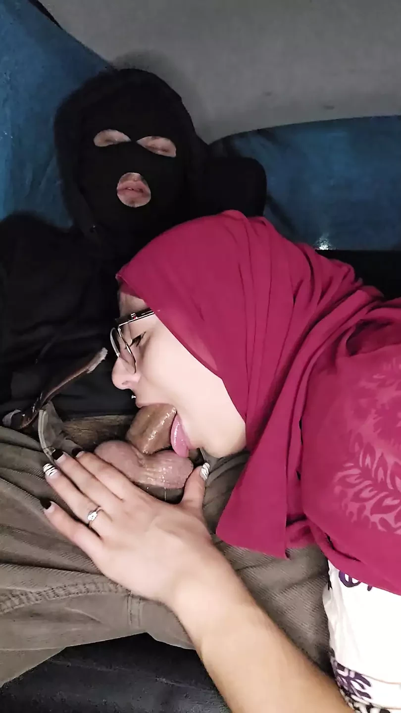 Deepthroat in Car Submissive Arab Wife Mia Niqab feat. MiaNIqab by FapHouse