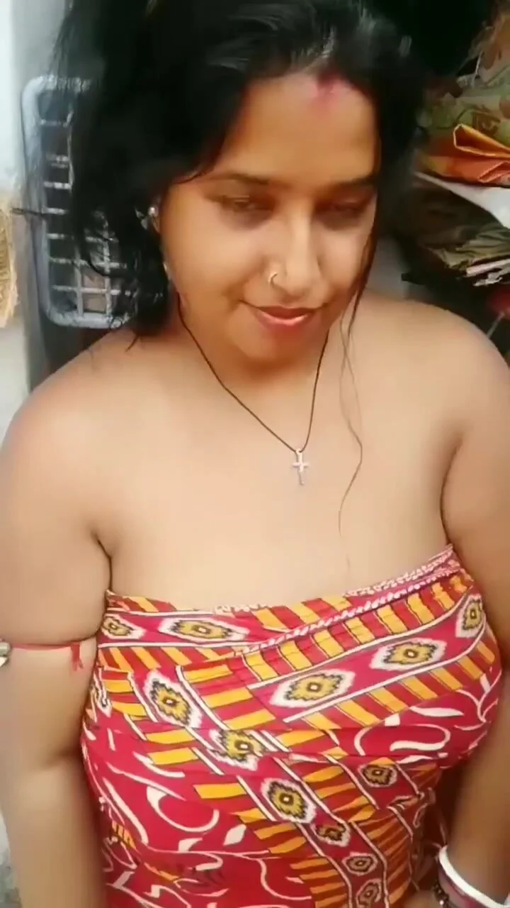 Non Nude Boudi Dirty Dance