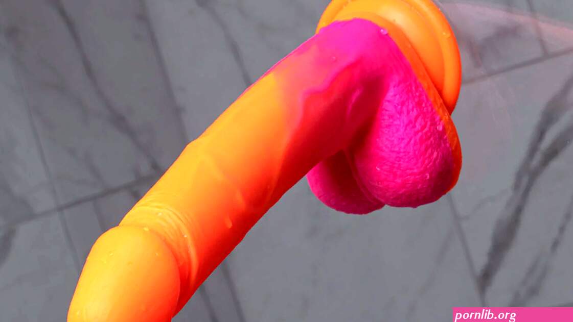 How to Use a Dildo