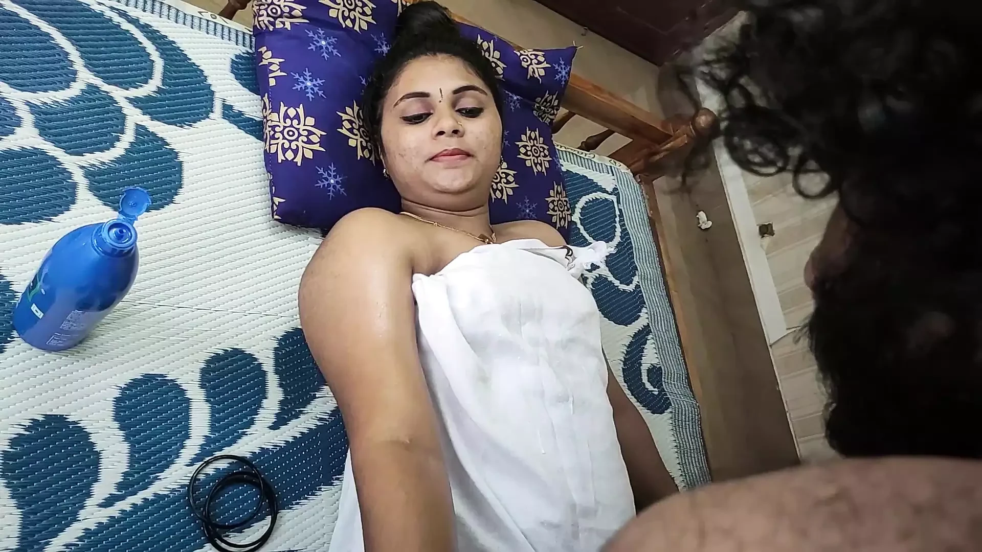 Massage and Boobs Suck with Pussy Lick Mallu Hot Babe Full Body to Body Massage with Pussy Lick Boobs Suck and Pussy Fingering