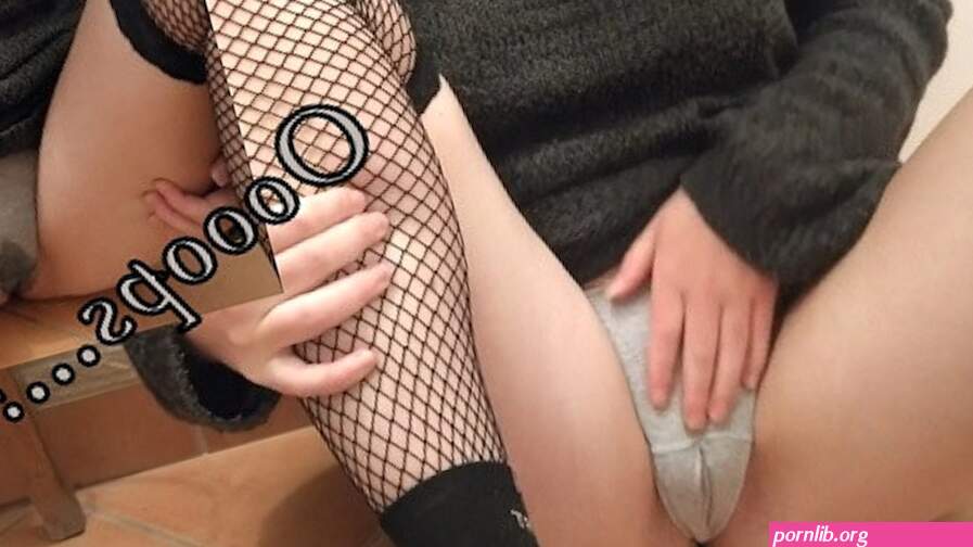 Cute teen cant hold it any longer