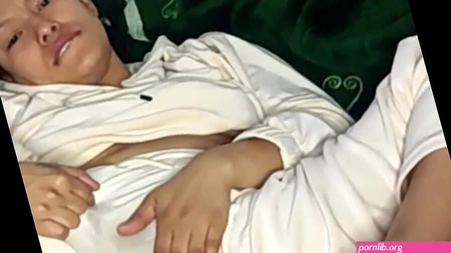 AMATEUR STARTS HER DAY WITH A GOOD SQUIRT HERE ON XVIDEOS 2024