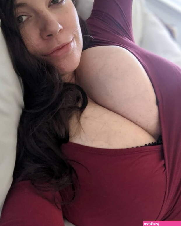 Lovely Lilith Selfies BBW