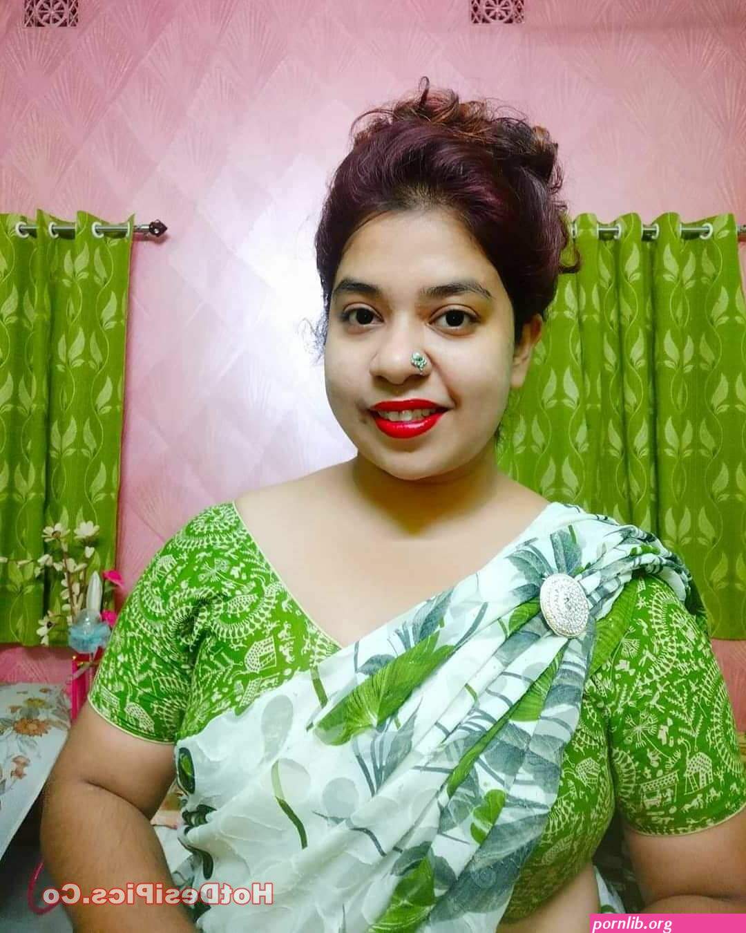 boudi hot boobs