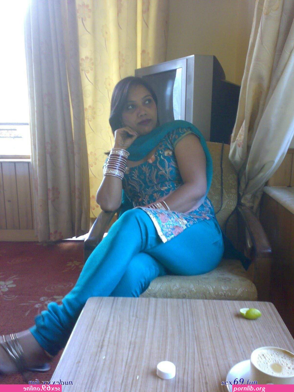 desi salwar nude