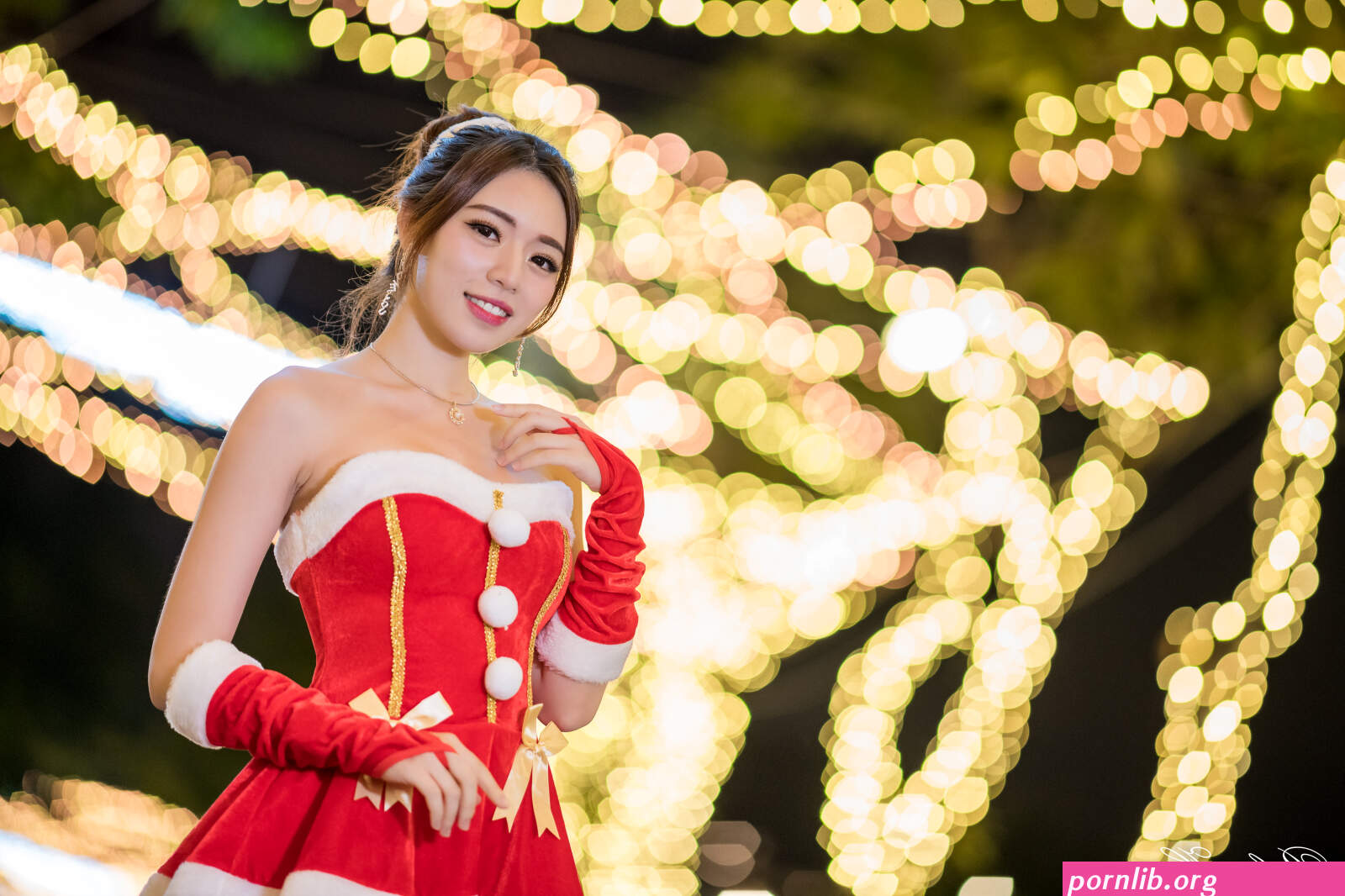 kiki model telanjang