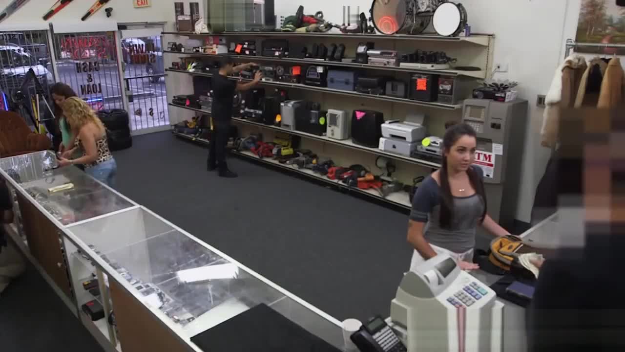 amatuer boob flashing