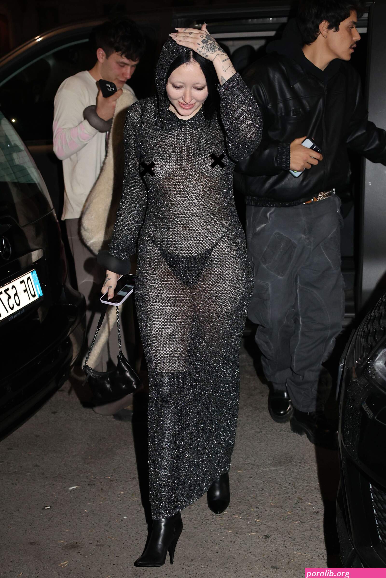 noah cyrus sexy