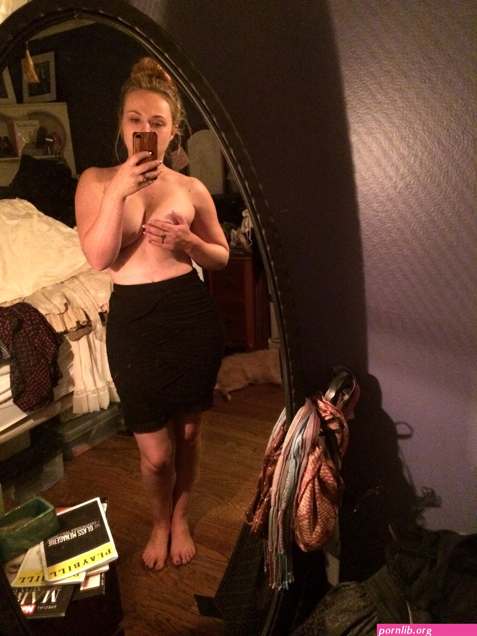 alexandra krosney nude