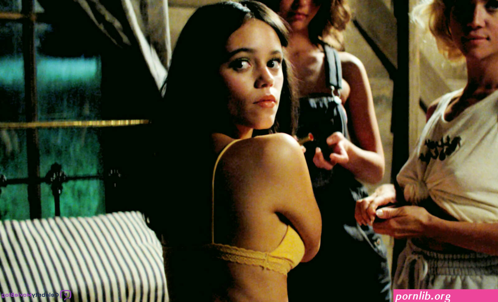 jenna ortega topless