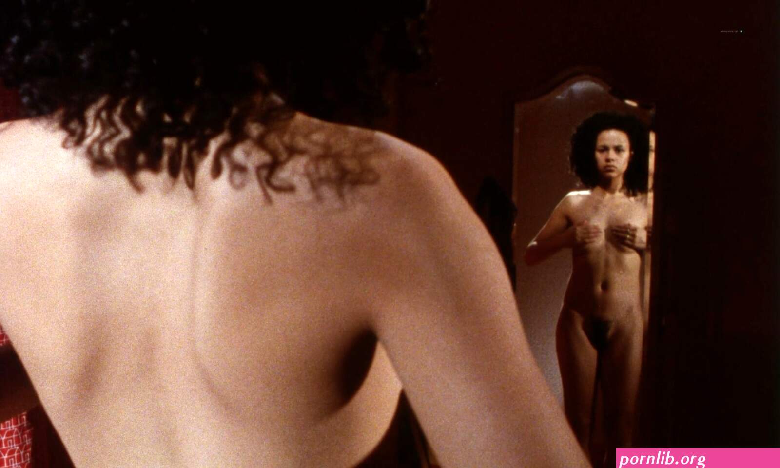 saffron burrows nude