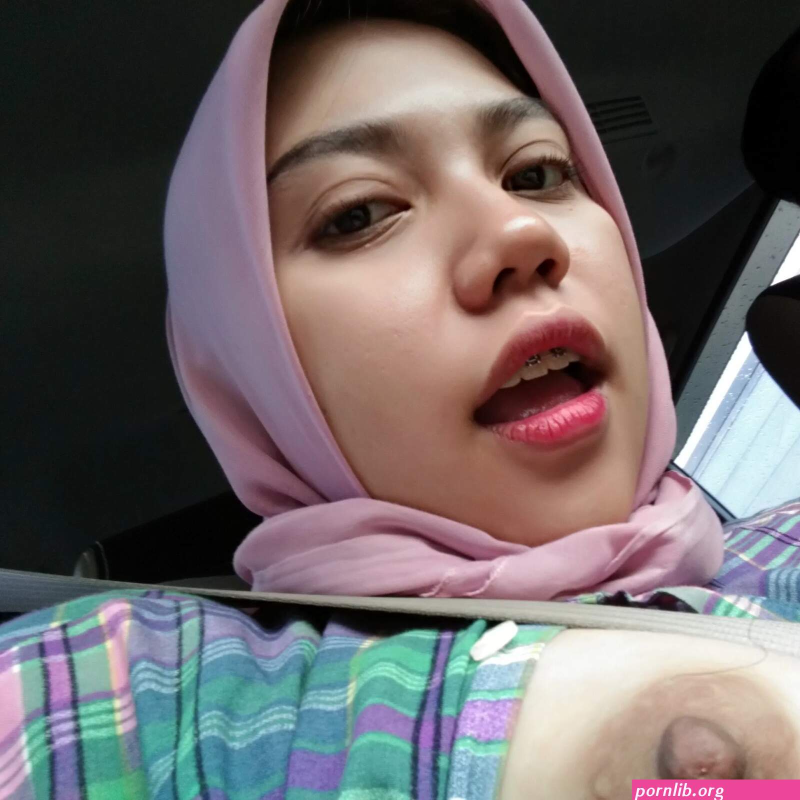 toket jilbab