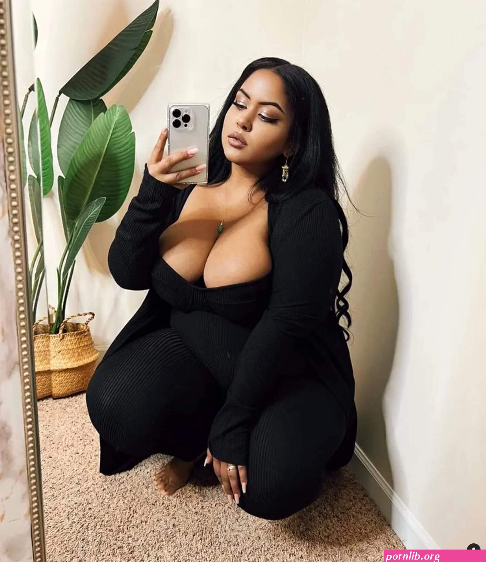 uilanibabe nude