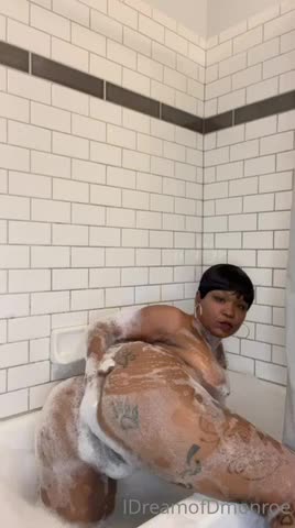 Diamond monroe onlyfans leaks