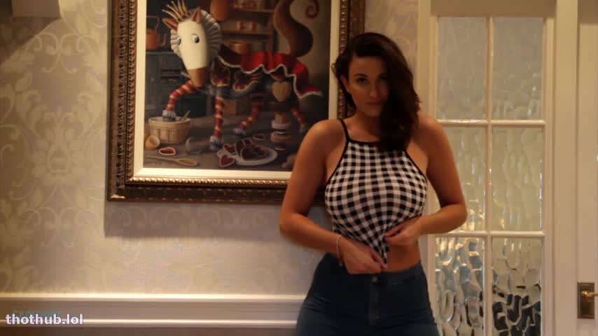 Joey Big Tits And Jeans