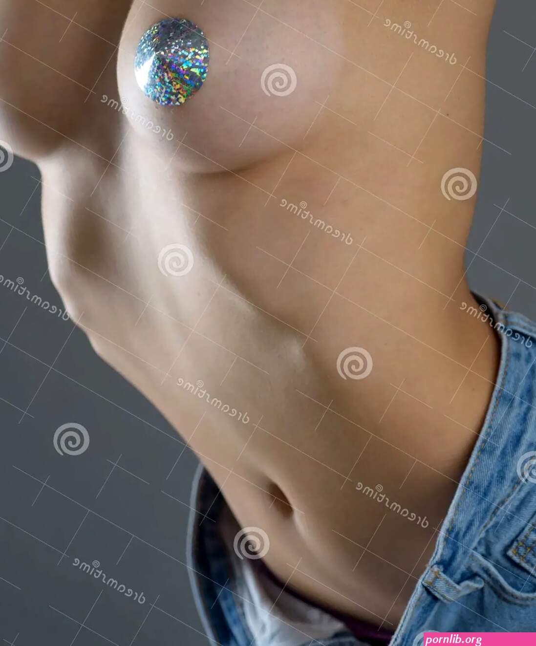 Boobs show