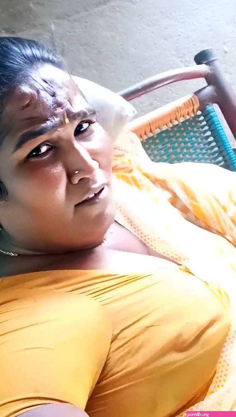 Chubby tamil aunty nude