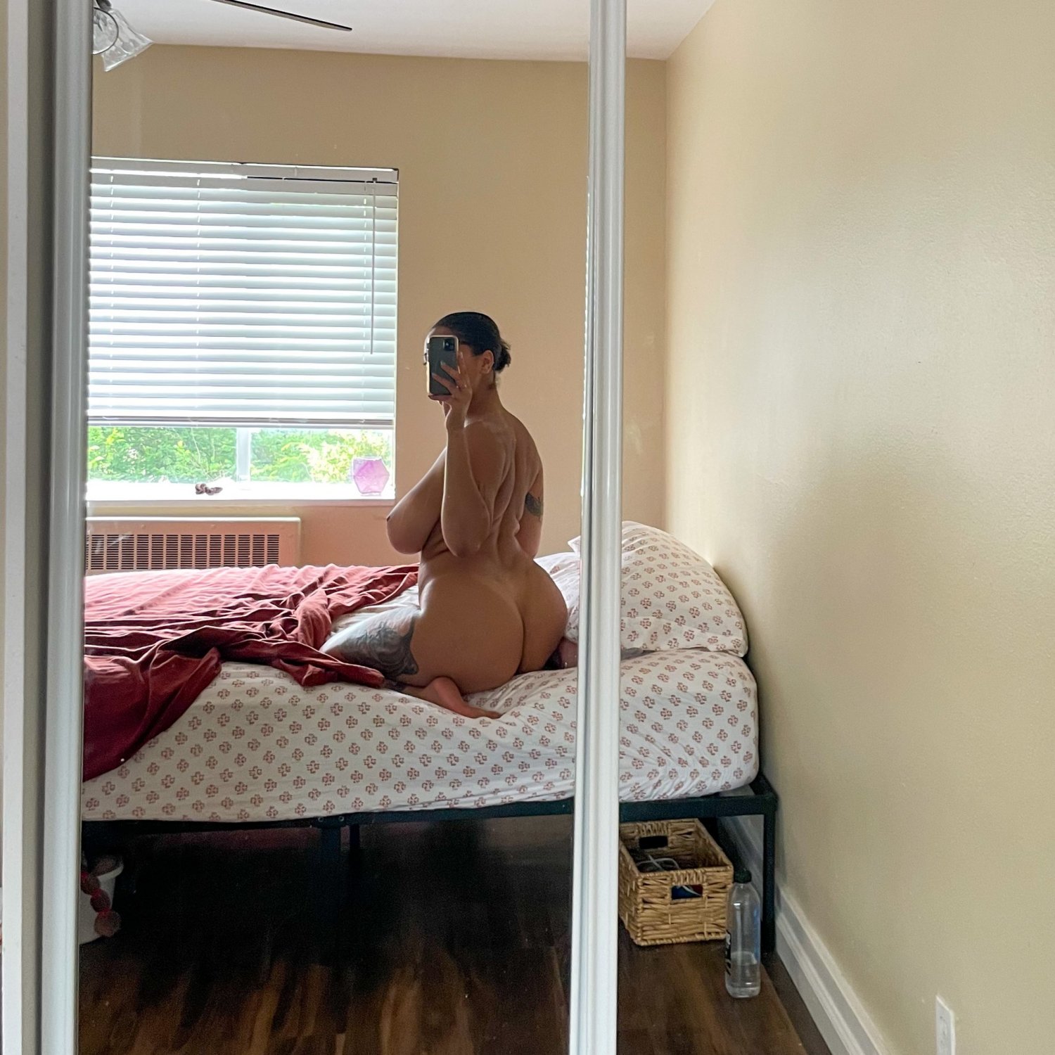 OnlyFans – Mia Love / @mixxedbaby503