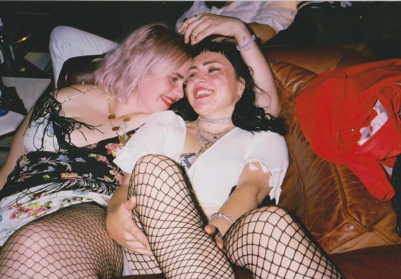 Porn: lesbian nylon seduction