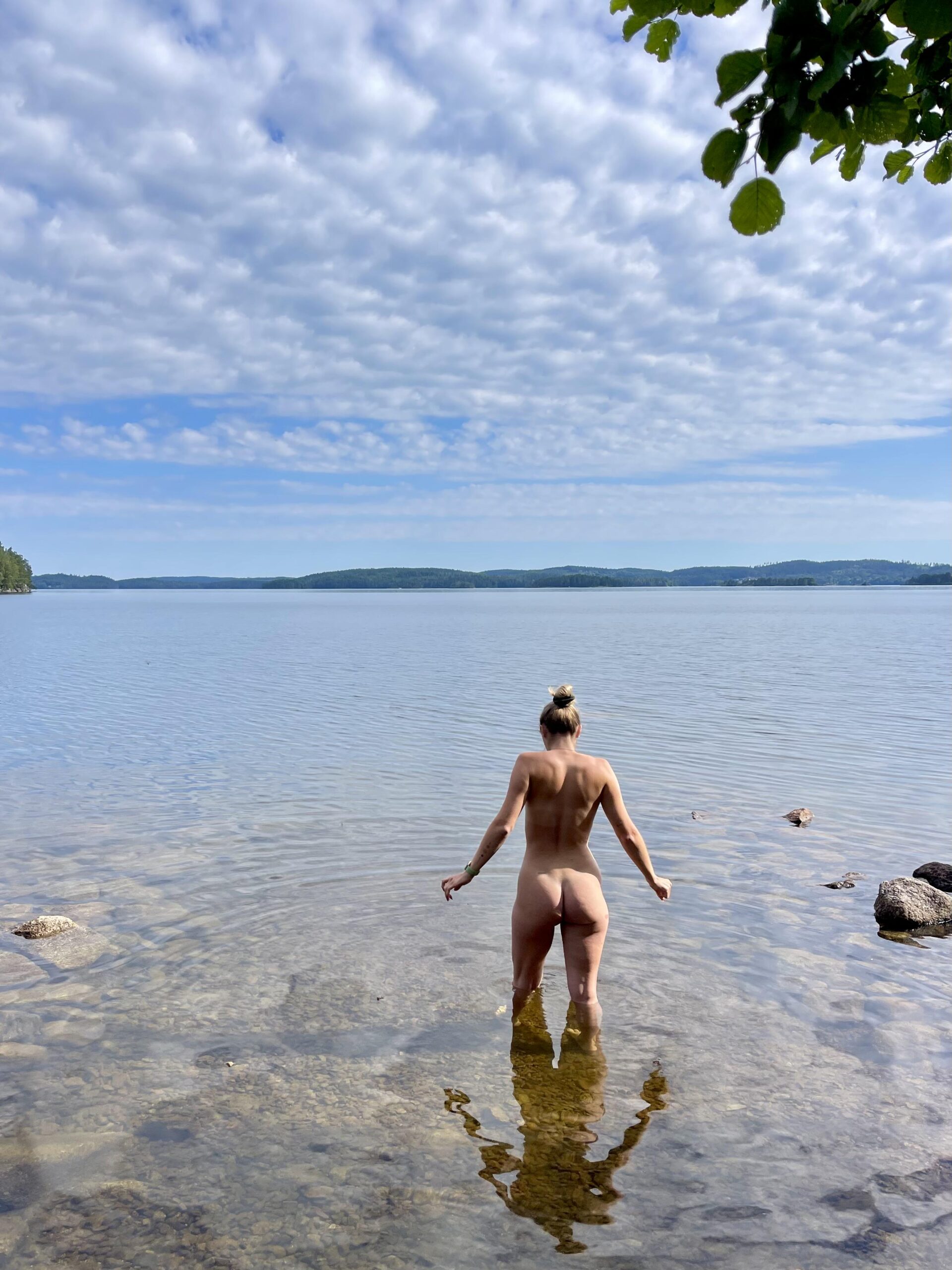 Porn: naked in a lake