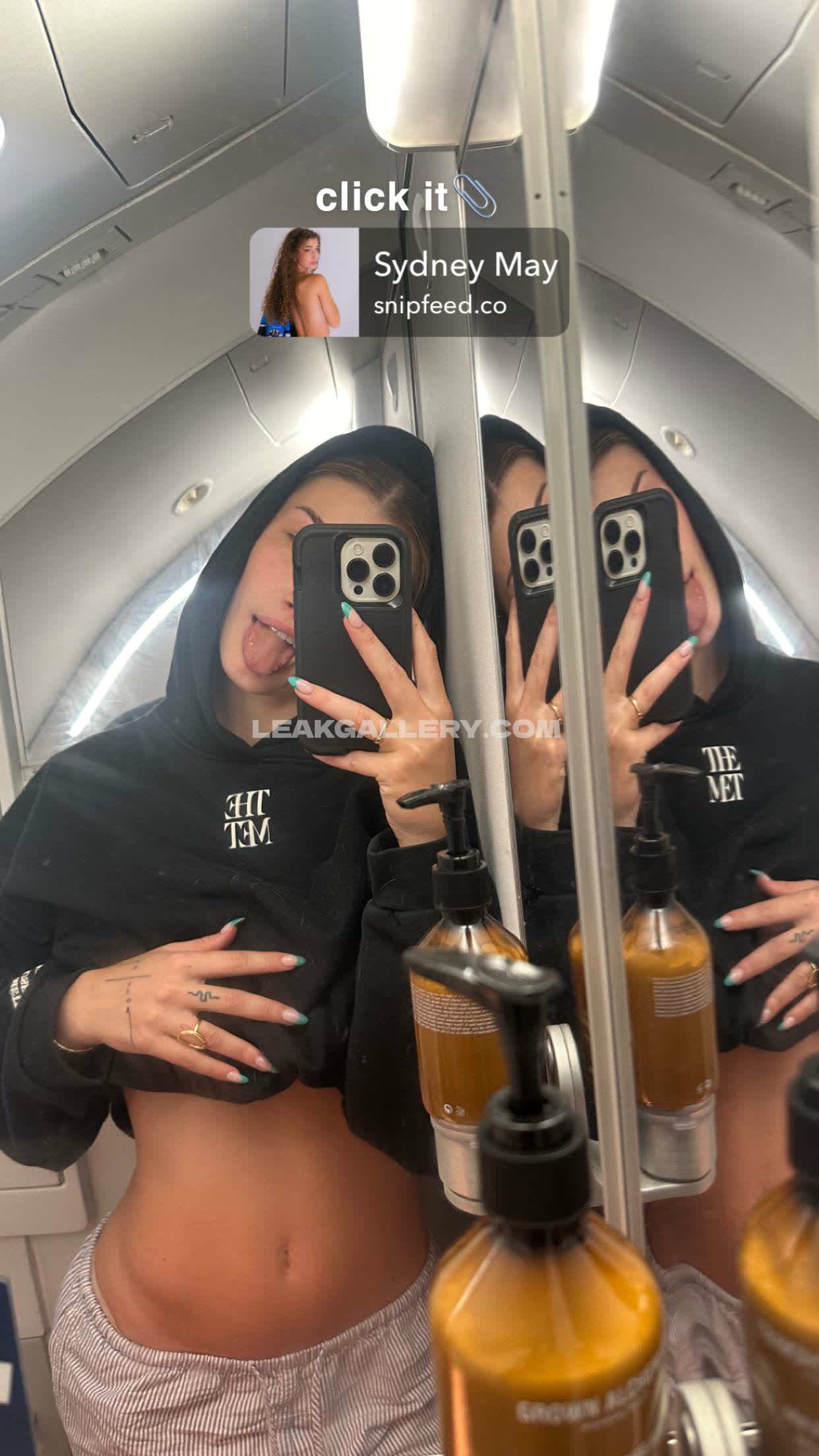 Porn: sydney may nude