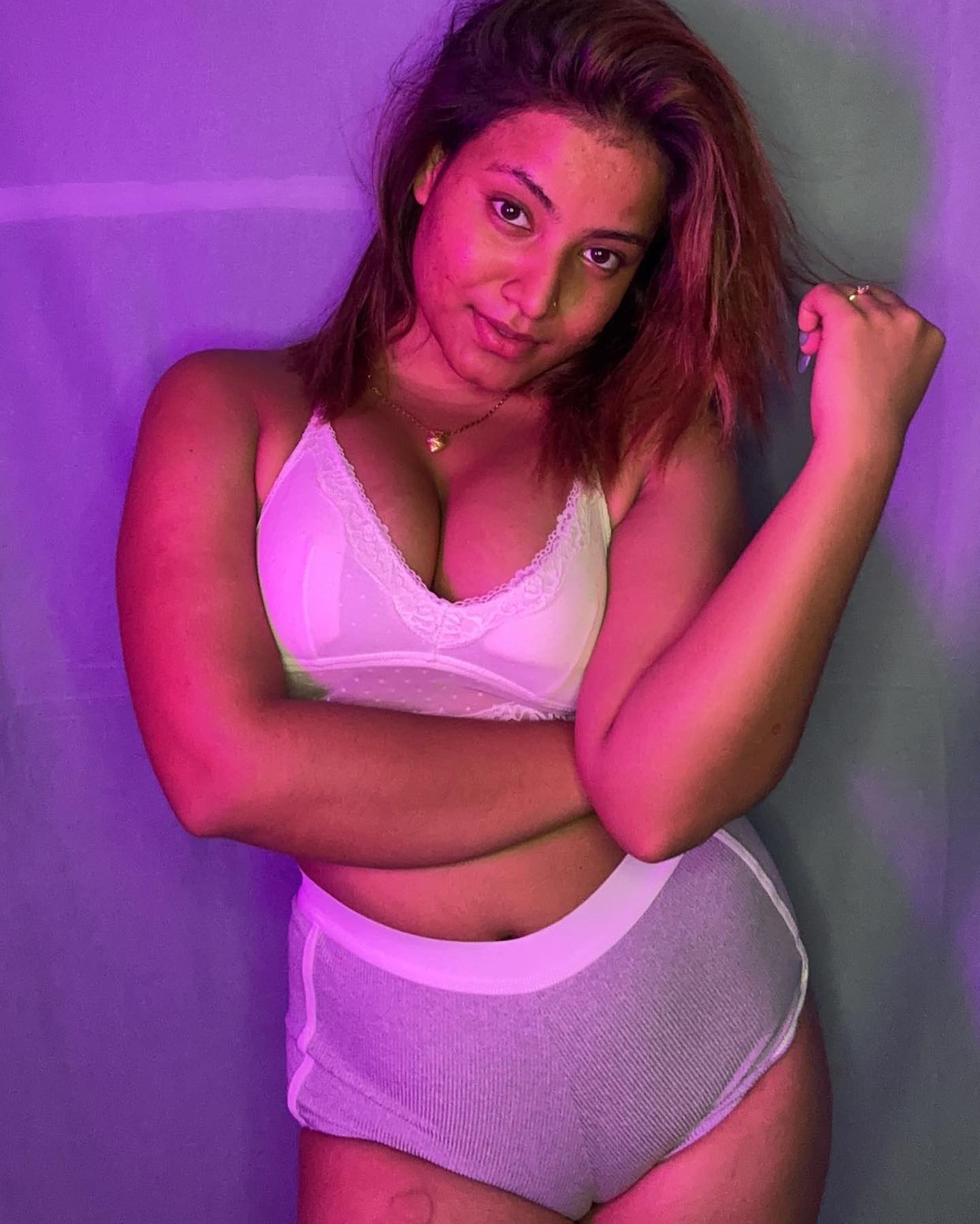 Porn: brishti samaddar nude live