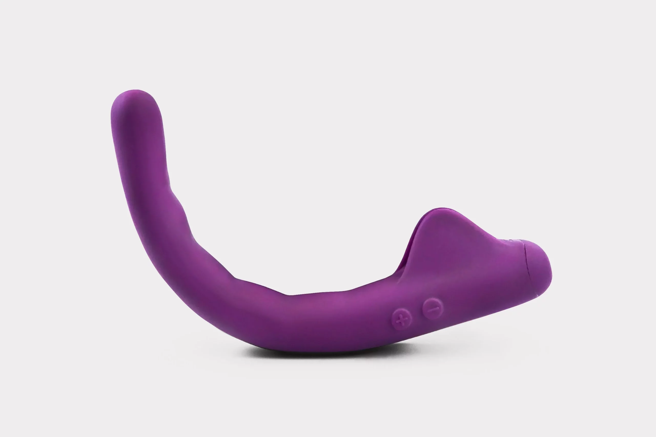 Porn: dildo tryout