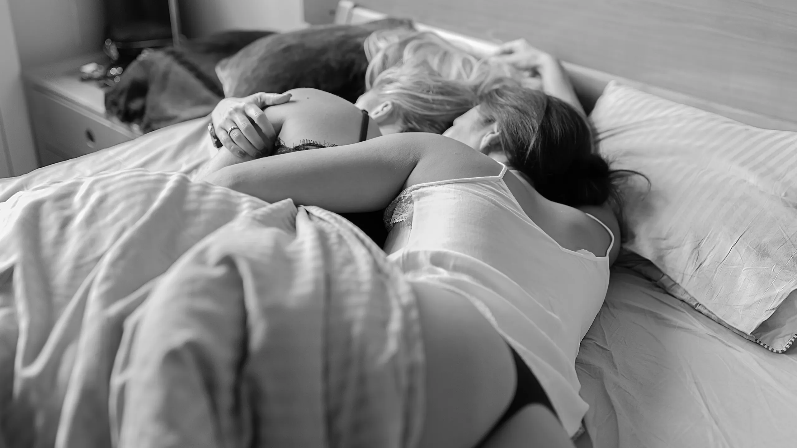Porn: fuck while asleep