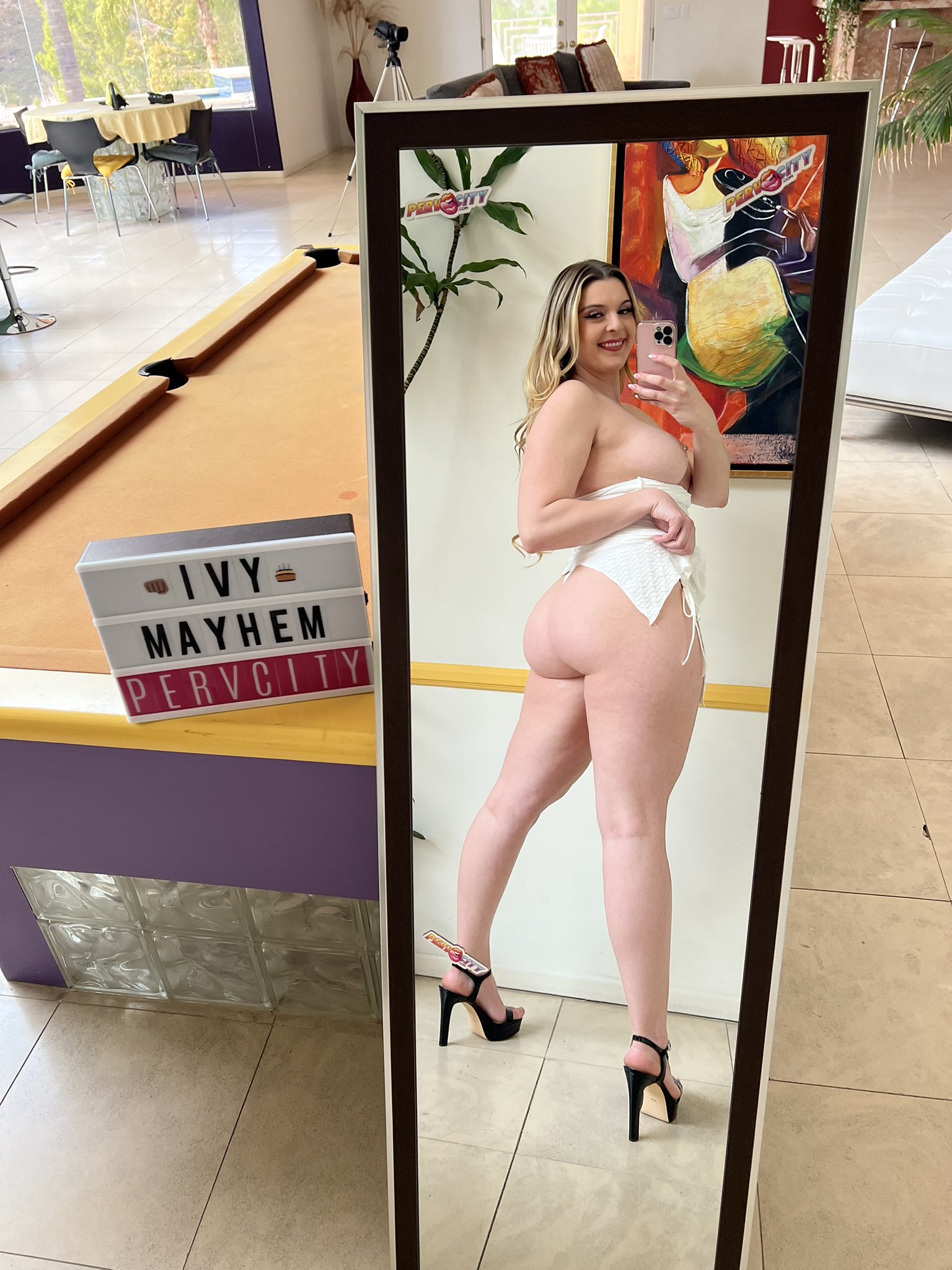 Porn: mayhem anal