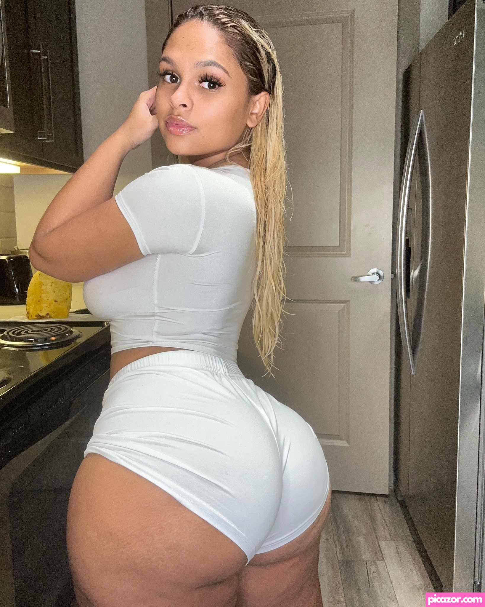 Porn: kokokay onlyfans