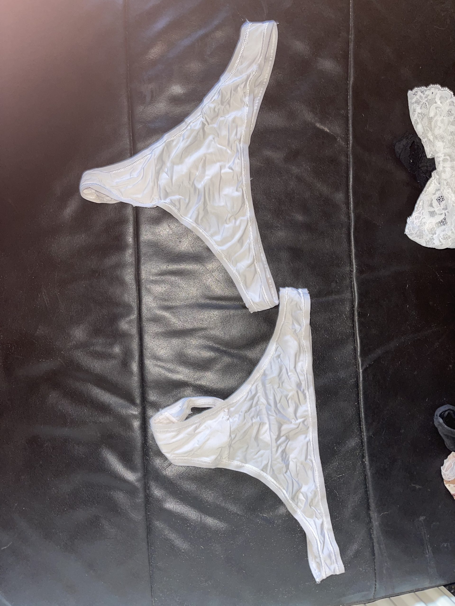 Porn: trusser creampie