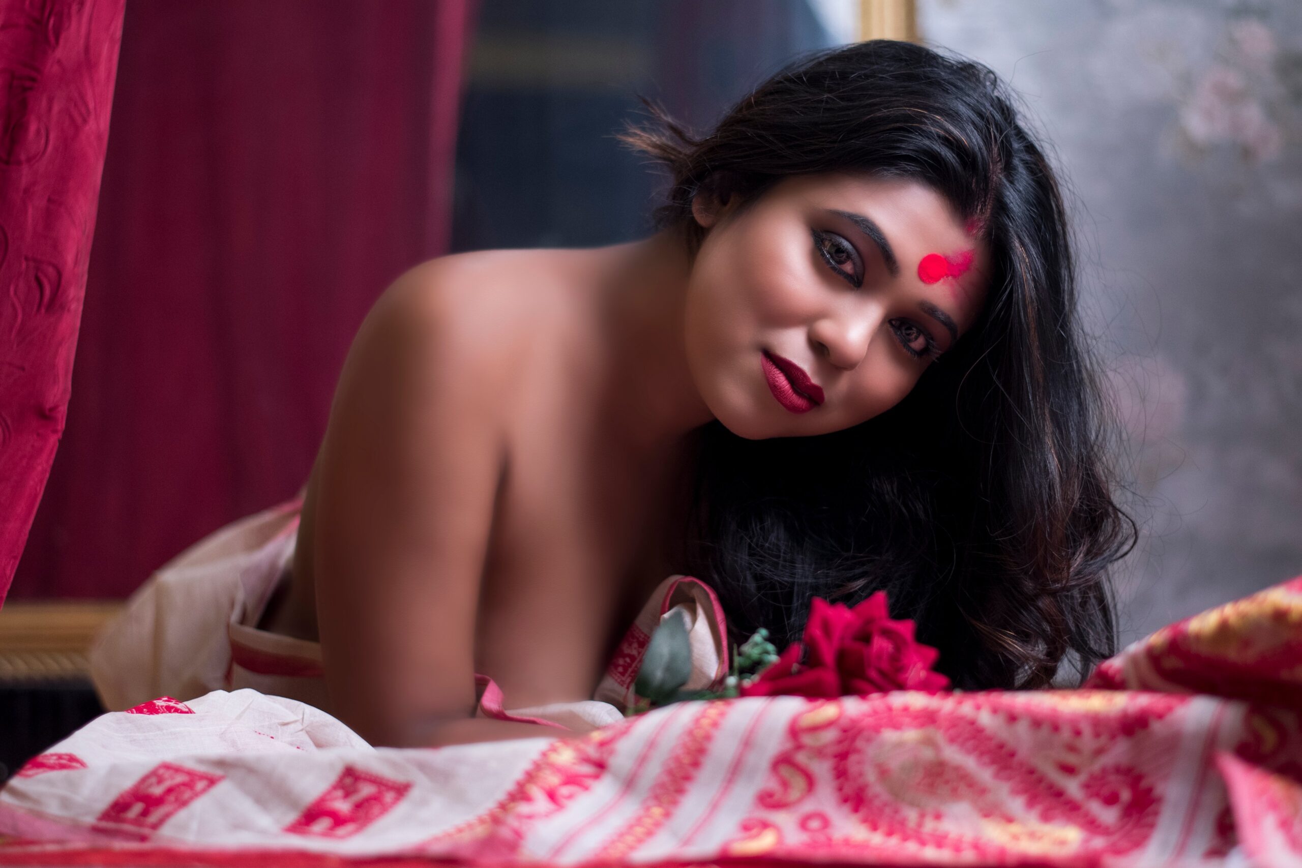 Porn: bong model saree nude