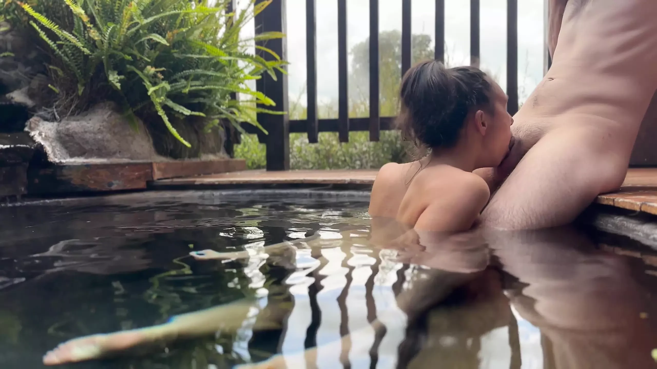 Porn: jacuzzi blowjob