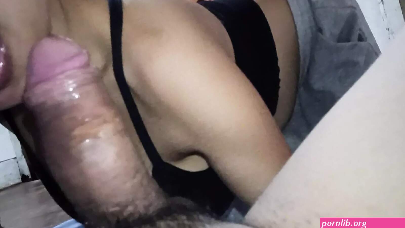 Porn: pilipina blowjob