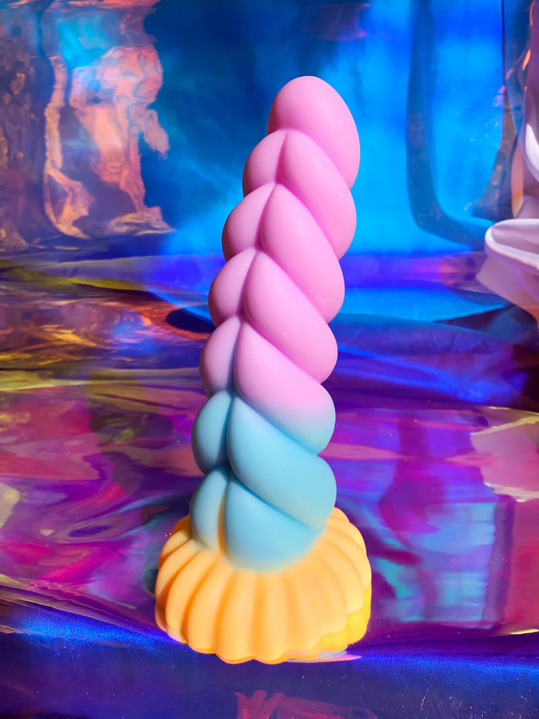 Porn: pretty dildo