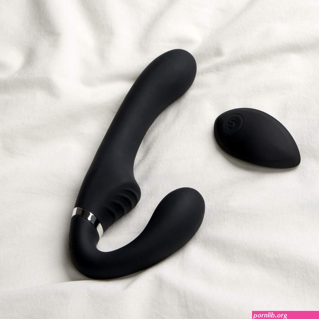 Porn: cople dildo