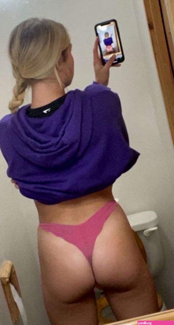 Others – Sexy Teen Blonde Exposed
