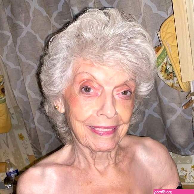 OnlyFans – Grandma Linda / @lindahope1939