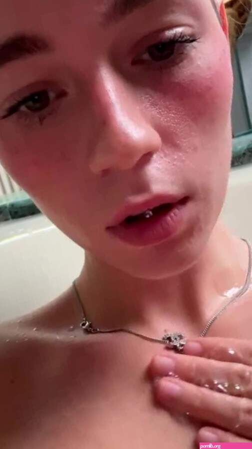 OnlyFans – Ann@ M@lyg0n